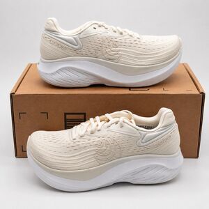 Topo Athletic Atmos 2 Women's Size 7 Cream White Max Cushion Running Shoes